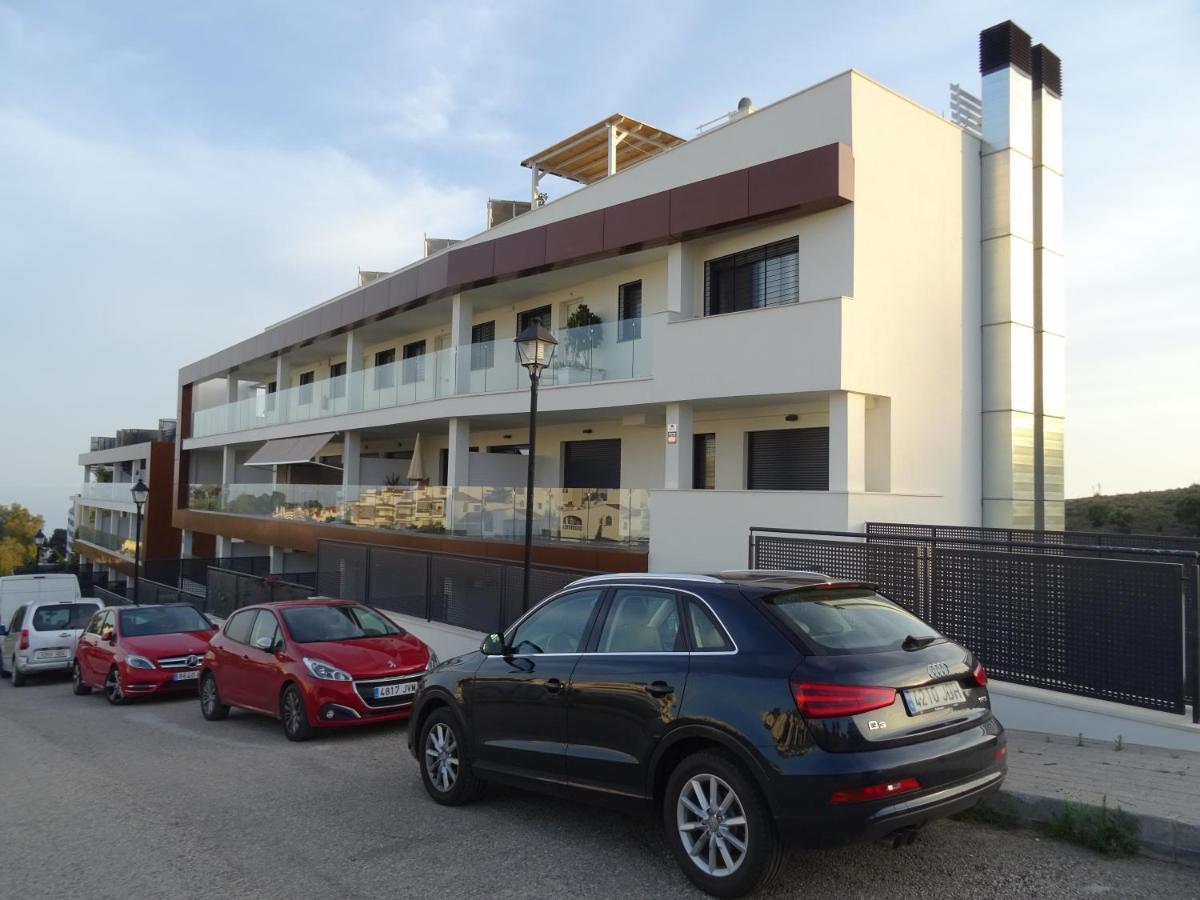 Boutique Apartment Near The Beach, 1 Gbps Wi-Fi Малага Экстерьер фото