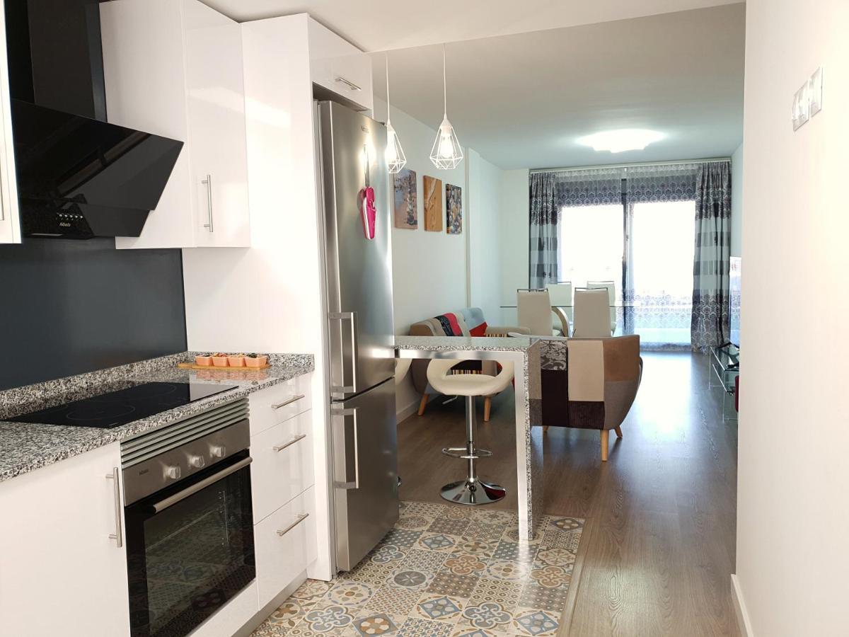 Boutique Apartment Near The Beach, 1 Gbps Wi-Fi Малага Экстерьер фото
