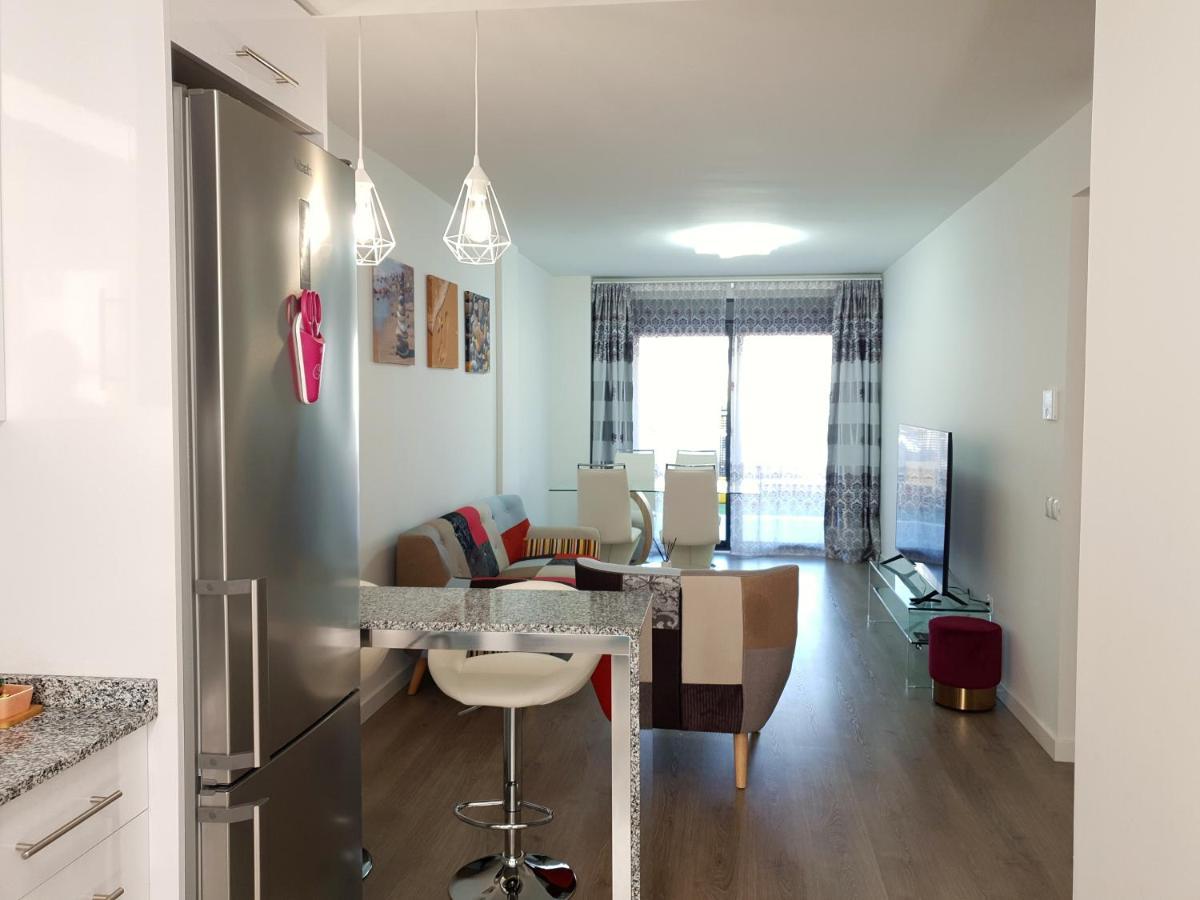 Boutique Apartment Near The Beach, 1 Gbps Wi-Fi Малага Экстерьер фото